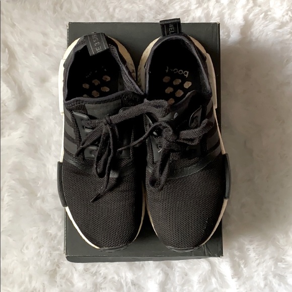 ADIDAS NMD R1 SHOES (ORIGINAL BOX)